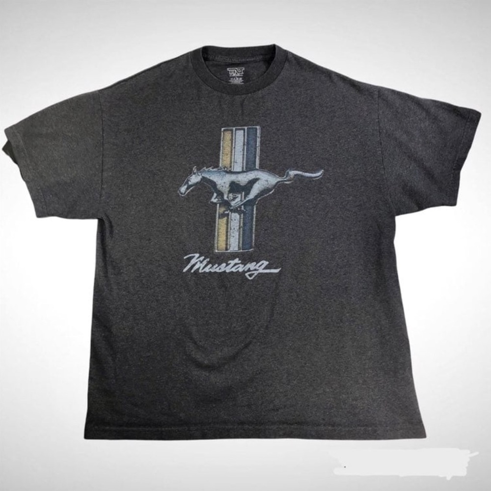TNT Mens Ford Mustang ‘65 Car Graphic Short Sleeve T-Shirt Size Large!